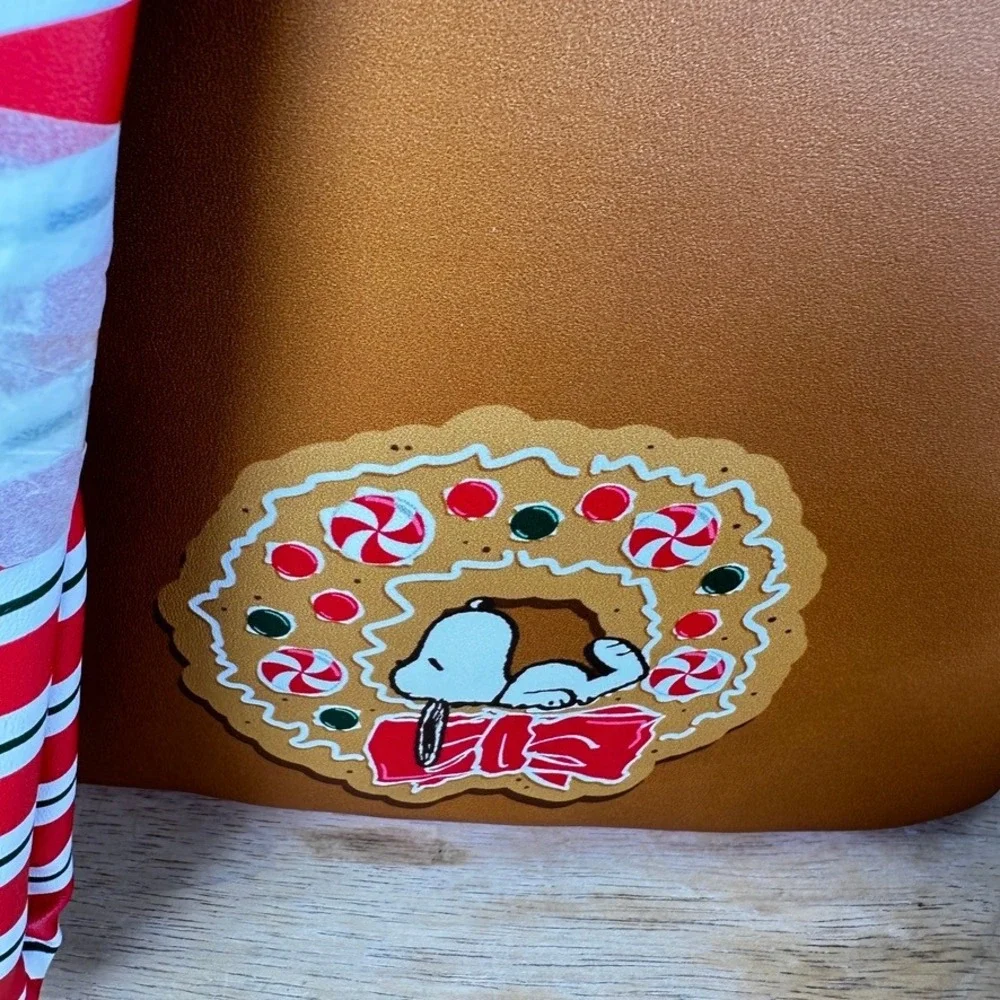 Loungefly Peanuts Snoopy Gingerbread House Mini Backpack Woodstock‎ Peppermint
